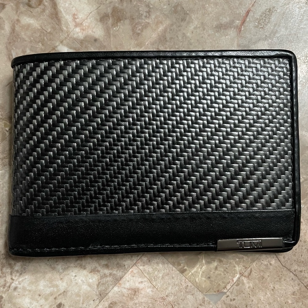 TUMI Black Leather & Carbon Fiber Slim Bifold Wallet